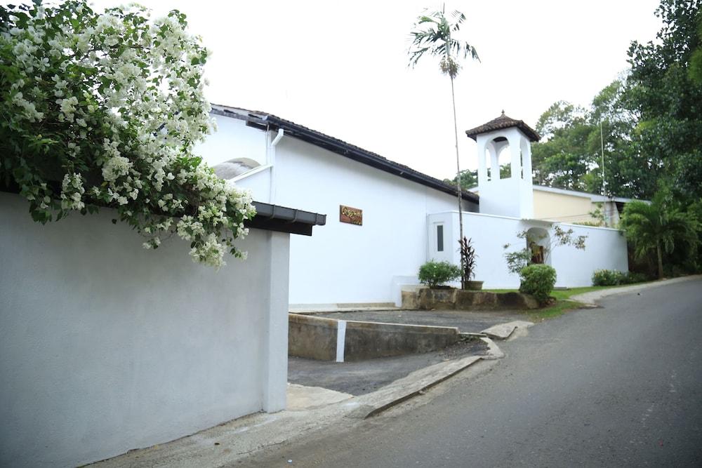 Regent Lodge Hotel & Villa Kandy Dış mekan fotoğraf