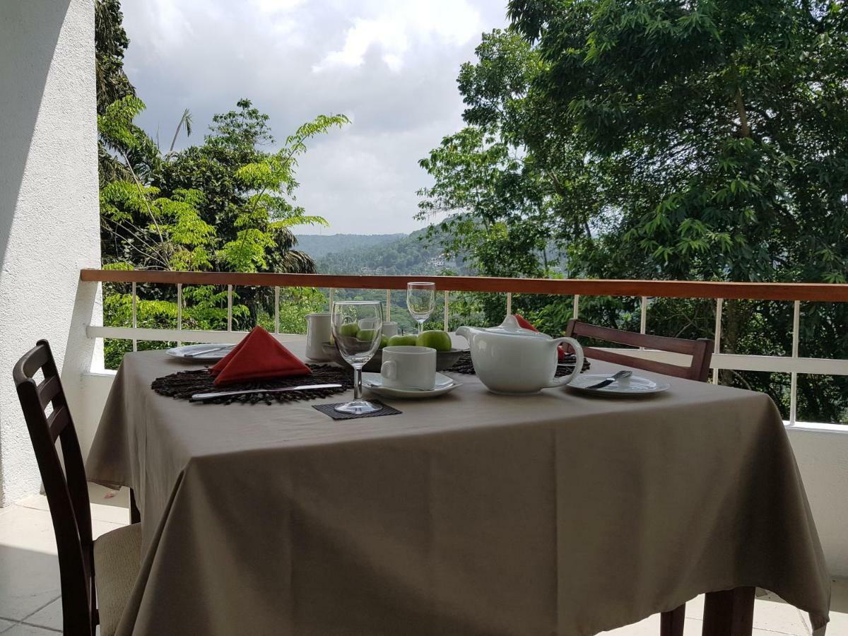 Regent Lodge Hotel & Villa Kandy Dış mekan fotoğraf