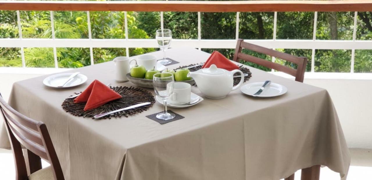 Regent Lodge Hotel & Villa Kandy Dış mekan fotoğraf