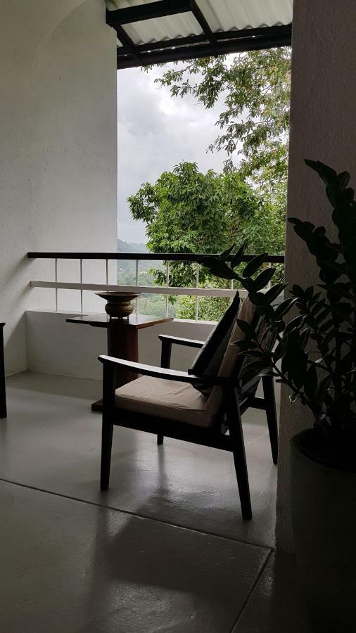 Regent Lodge Hotel & Villa Kandy Dış mekan fotoğraf